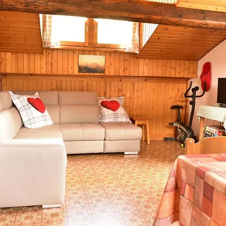 Apartment Mansarda Caviola